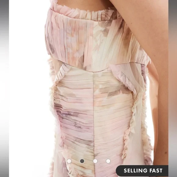 ASOS DESIGN gathered corset detail midi dress in soft floral print - Picture 3 of 4